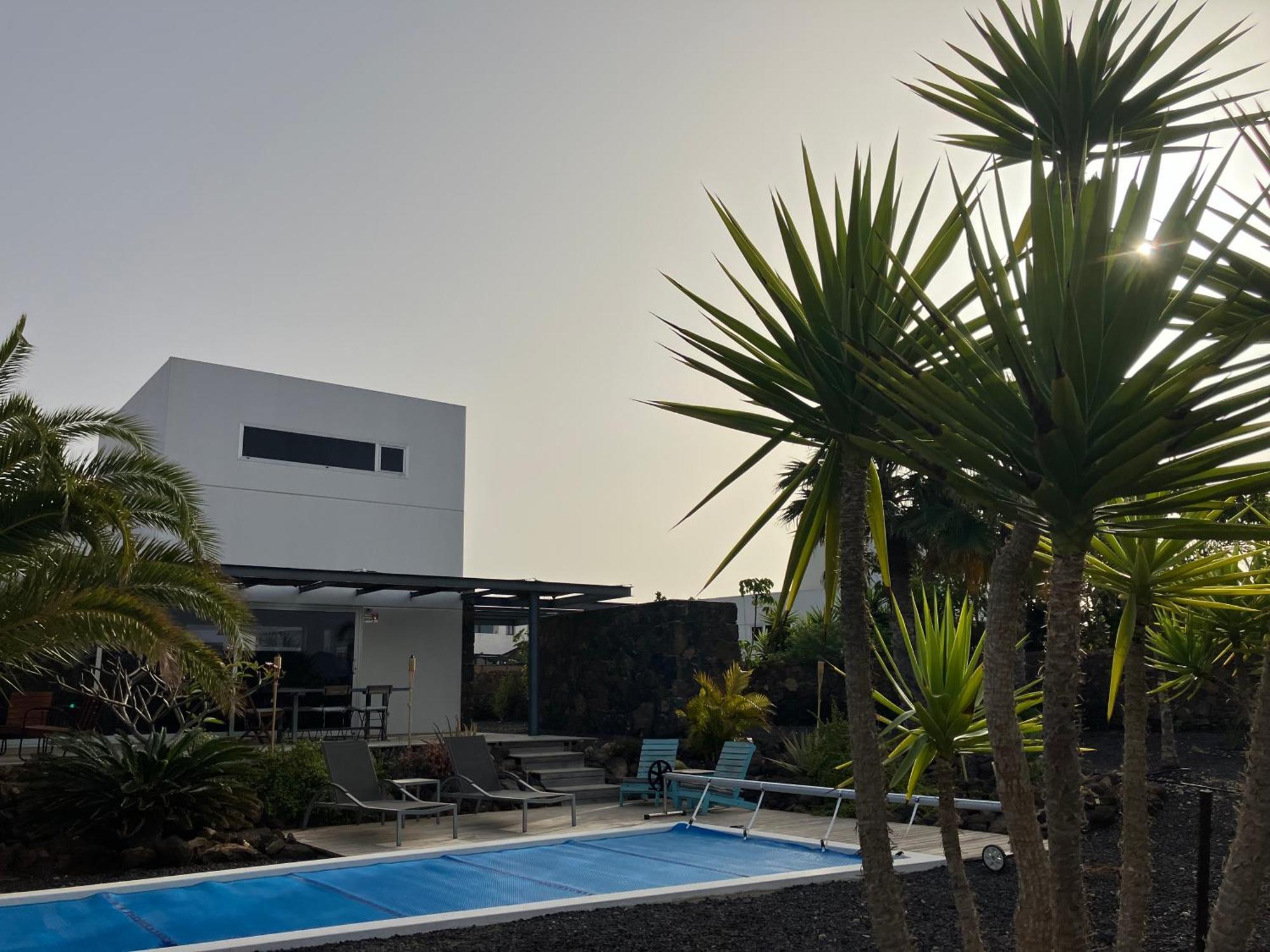 Majanicho Rock - Villa With Heated Pool Лахарес Екстериор снимка