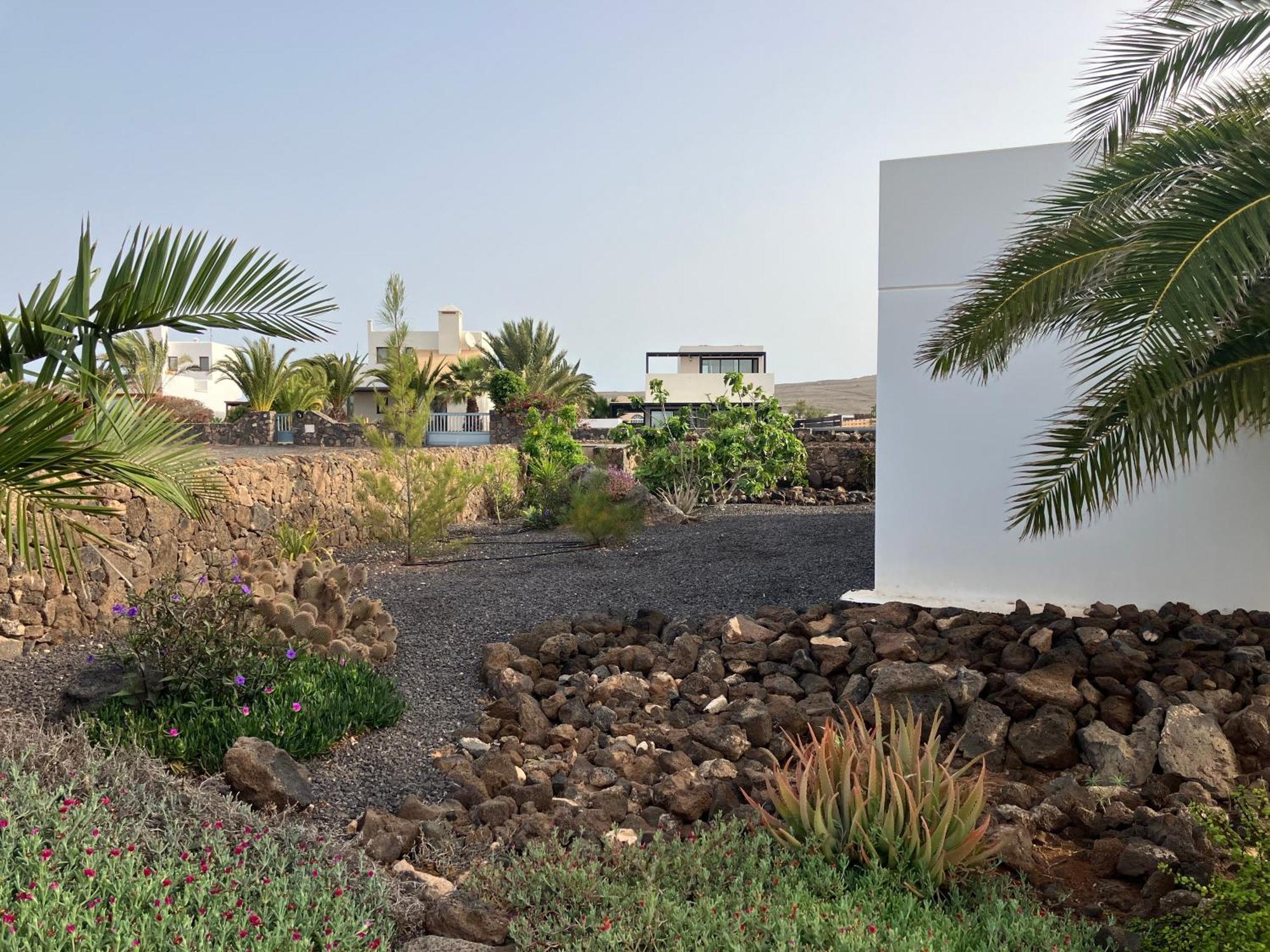 Majanicho Rock - Villa With Heated Pool Лахарес Екстериор снимка